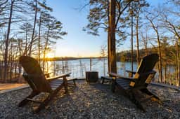 Gatsby Luxury Lake Lanier